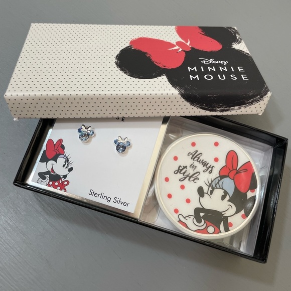 DISNEY MINNIE MOUSE BLUE CRYSTAL STUD EARRINGS in STERLING SILVER wTRINKET DISH - Picture 3 of 8